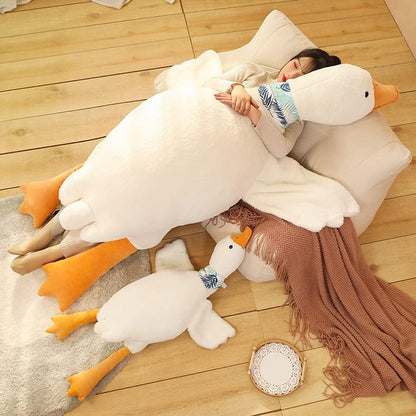 Tiowo Giant White Goose Stuffed Animal Huge Duck Soft Toys Cuddly Plush Toys Big Long Swan Doll Kids Plush Pillow Sleeping Hugging Bolster Pillow Cushion for Bed Sofa Floor (White,130cm/51inch)